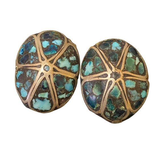 1" x .75" Vintage Sterling Silver Indian Clip-On Earrings With Crushed Turquoise - Picture 1 of 8
